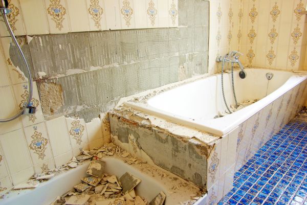 Bathtub Demolition in Saint Charles