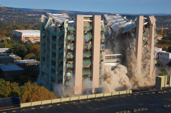 Building Removal in Saint Charles