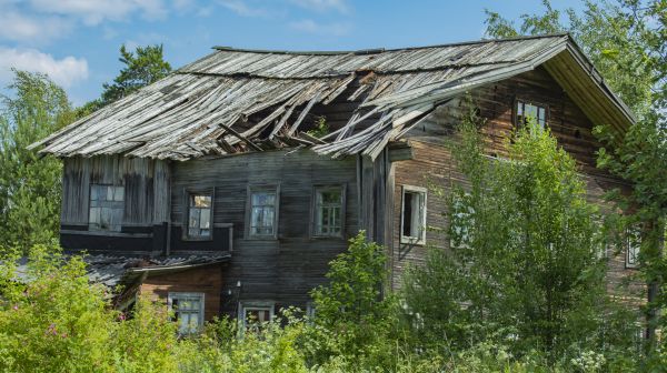 Cottage Demolition in Saint Charles