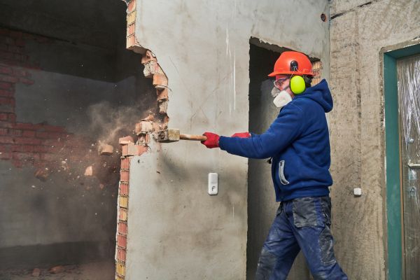Concrete Wall Demolition in Saint Charles