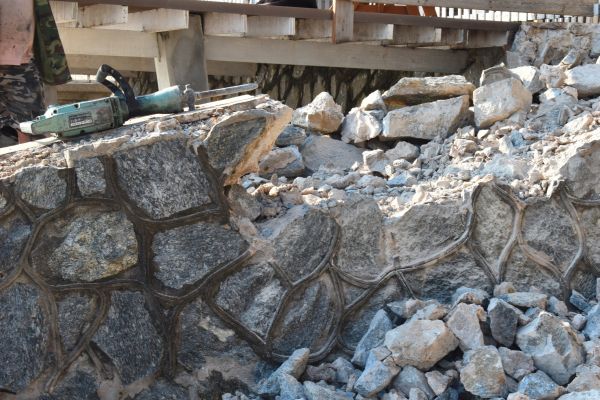 Retaining Wall Demolition in Saint Charles